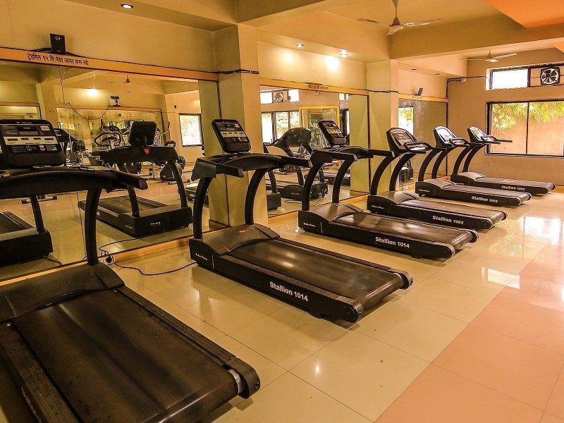 Hotel Sangam Karad Экстерьер фото