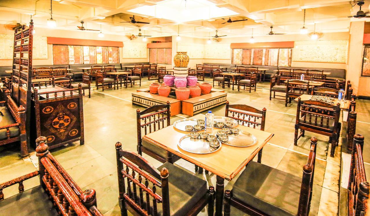 Hotel Sangam Karad Экстерьер фото